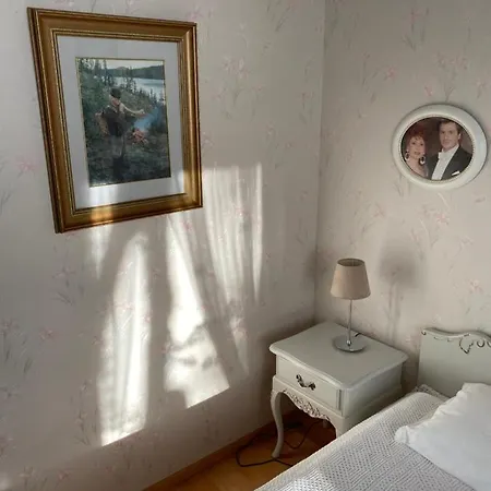 Aamiaismajoitus Kultainen Joutsen