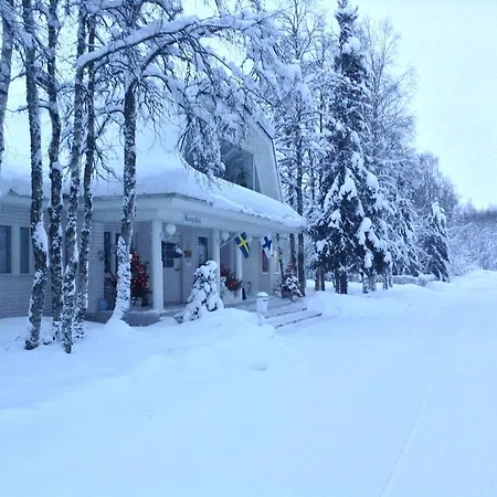 Kultainen Joutsen 3* Kuusamo