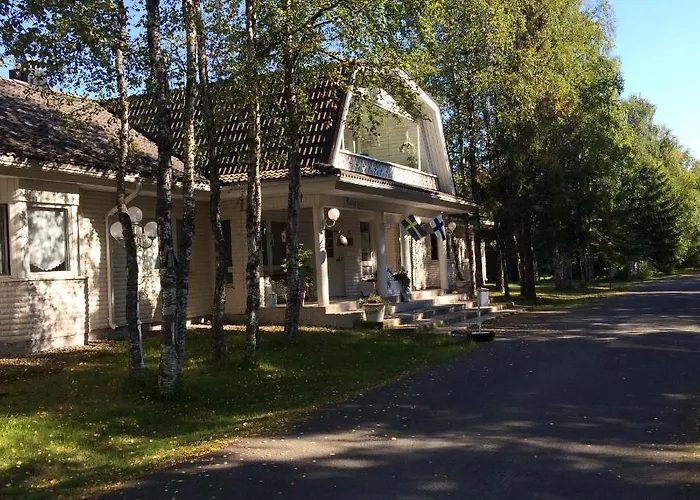 Kultainen Joutsen فندق مبيت وإفطار كوسامْوُ