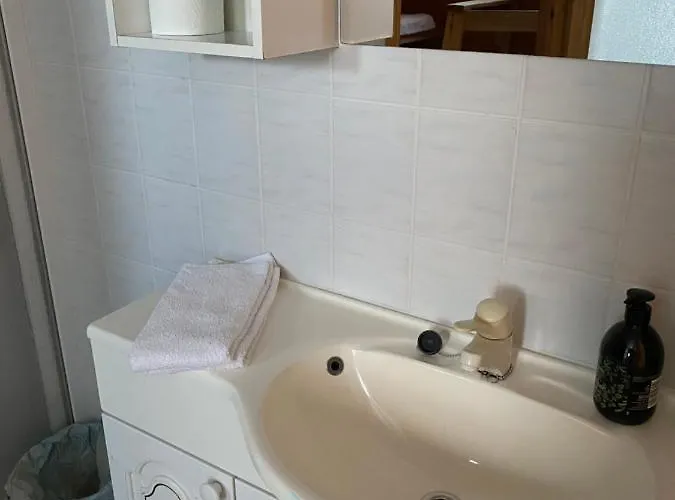 Kultainen Joutsen فندق مبيت وإفطار 3*