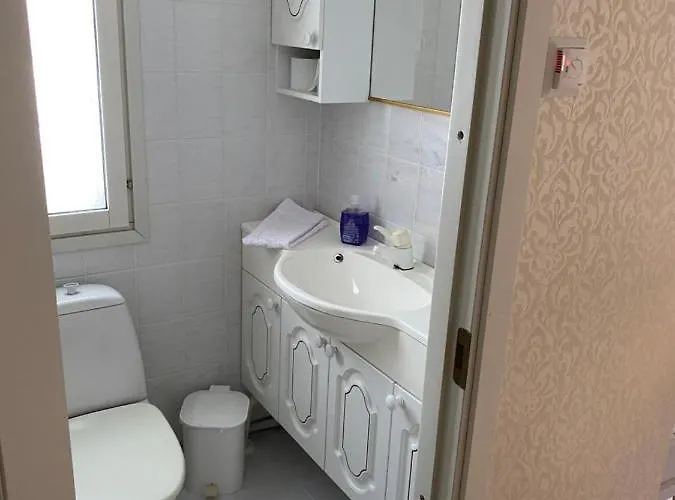 فندق مبيت وإفطار Kultainen Joutsen 3*